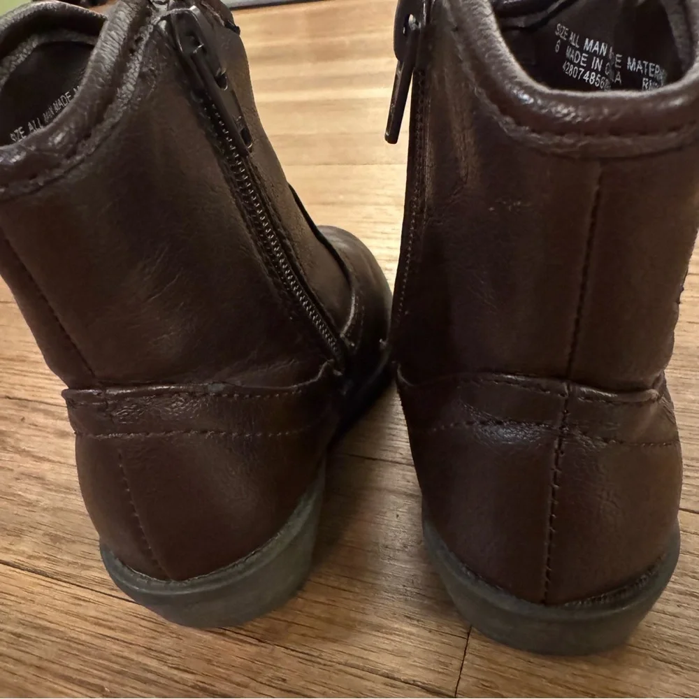 Place toddler faux leather brown pink star boots size 6  b52